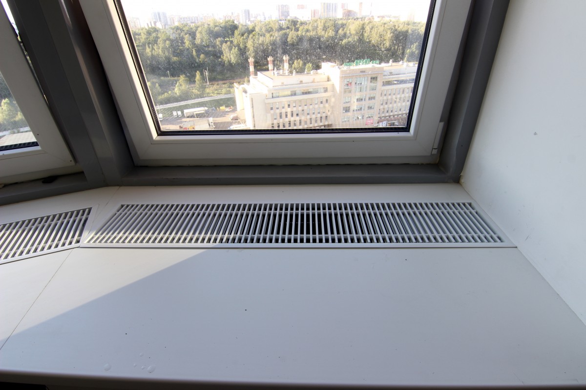 Вентиляция пластиковых окон: системы проветривания в домах с пвх остеклением